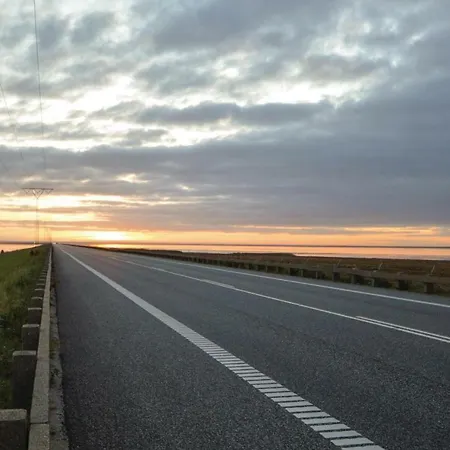 Three-bedroom In 펜션